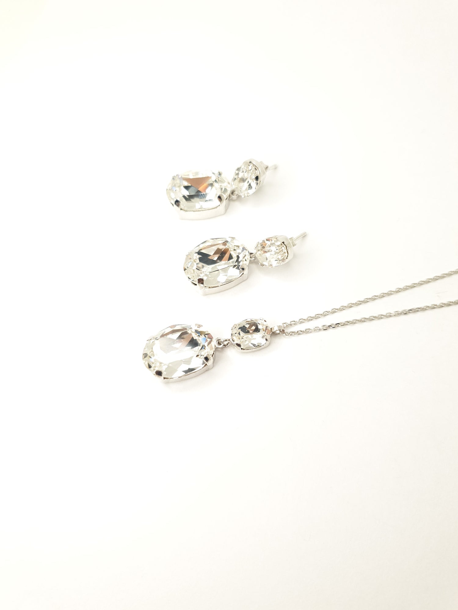 Silberkette mit Swarovski Kristallen großer Stein Damenschmuck Goldkette Collier Schmuck Yuwelamour Chain 